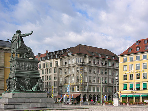 Foto Max Joseph Platz - München
